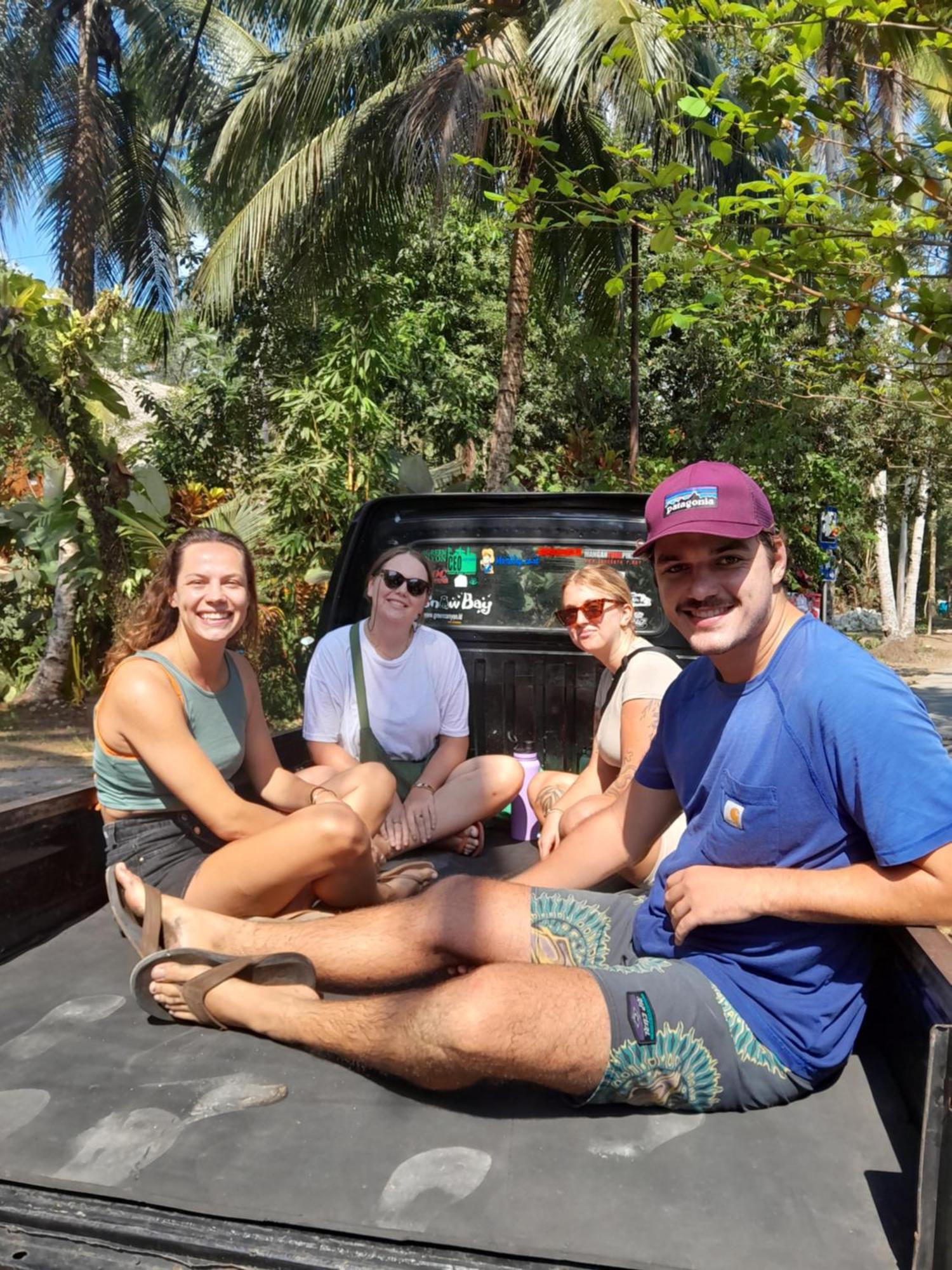 Anik Homestay & Dormy Batukaras Extérieur photo
