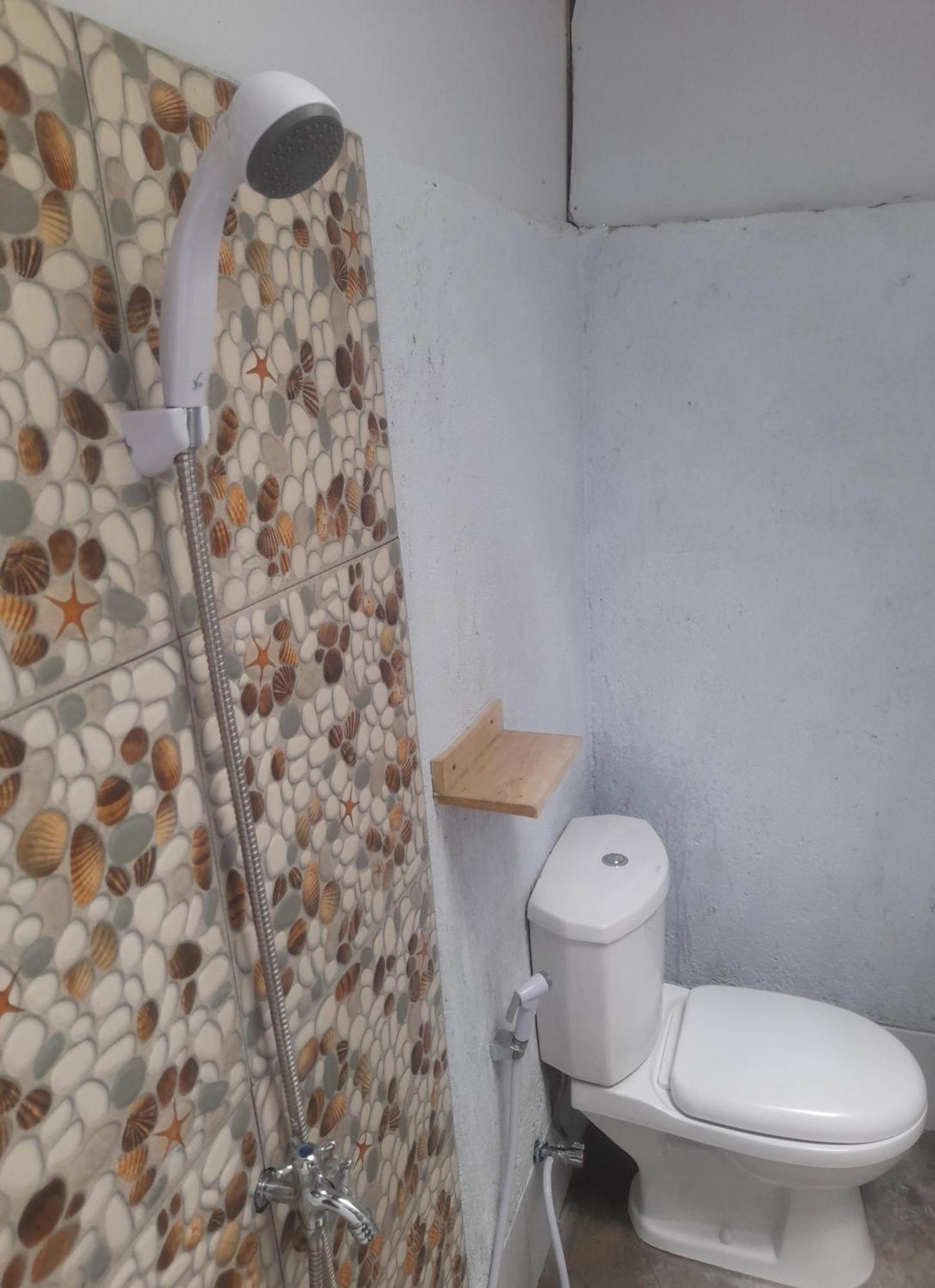 Anik Homestay & Dormy Batukaras Chambre photo